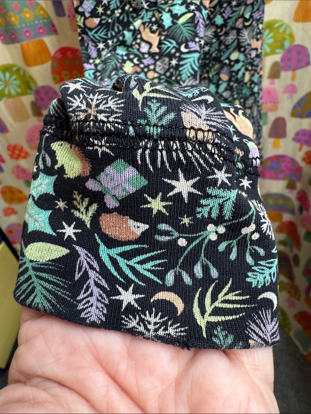 Amazon Essentials Holiday PJ's. Small - Picture 6 of 16